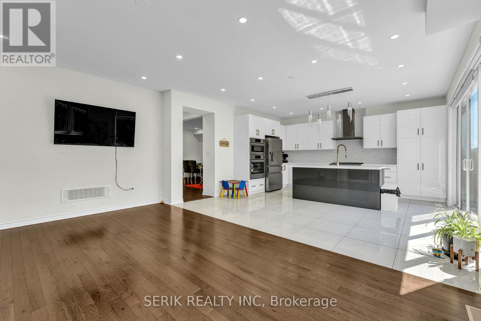30 MADAWASKA ROAD - 15