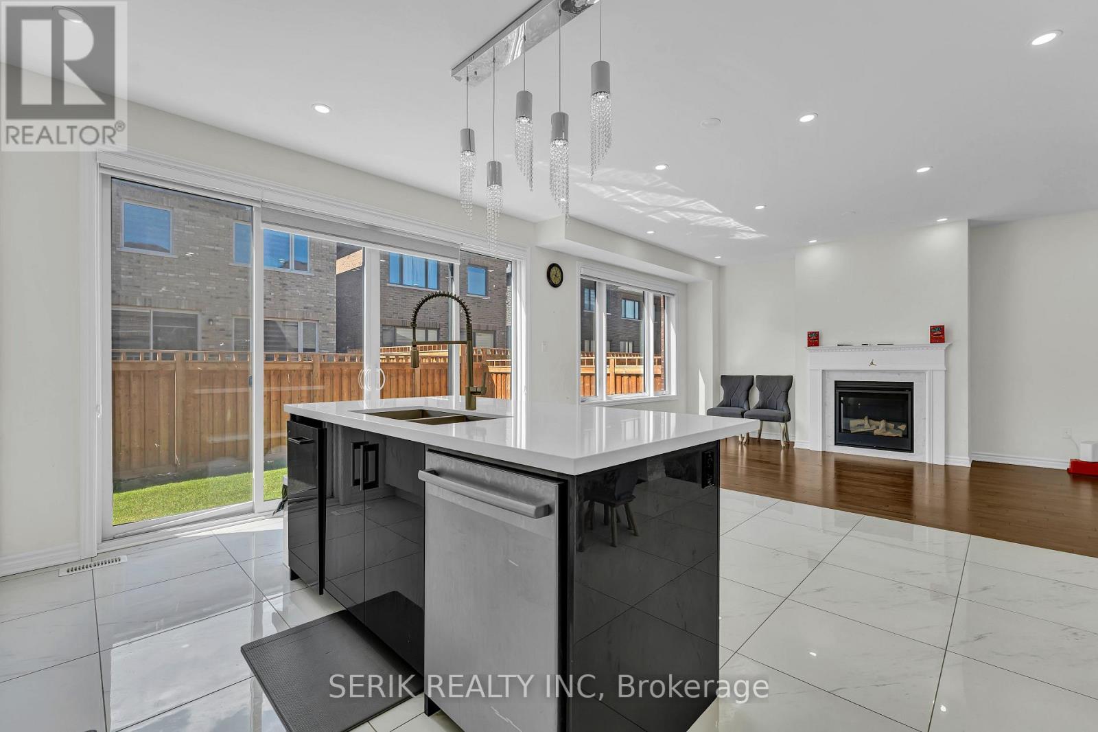 30 MADAWASKA ROAD - 20