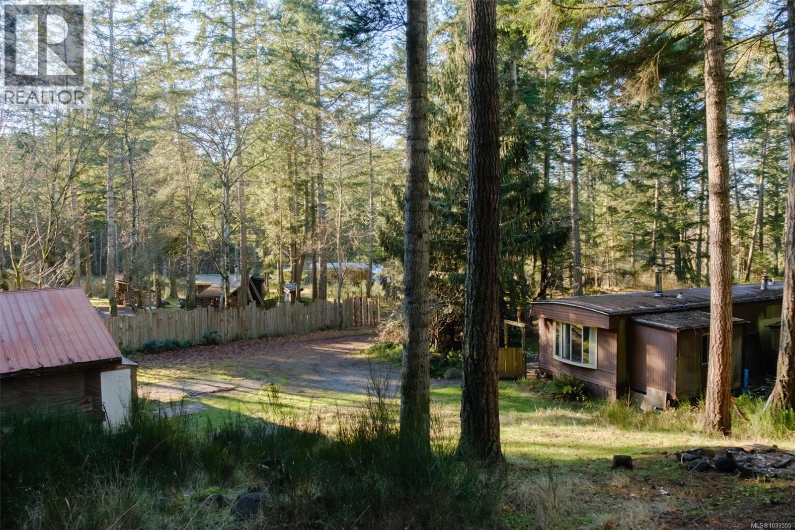 1900 Martin Rd - 27