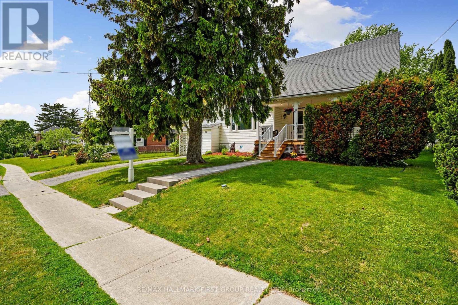 28 KING STREET W - 3
