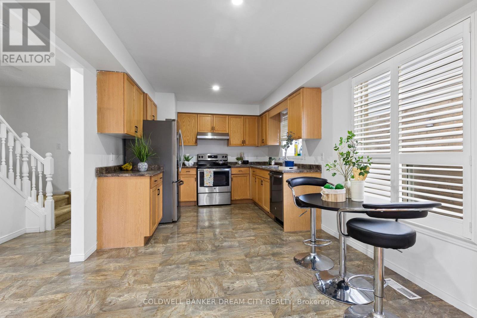 534 BLACKWATER PLACE - 13