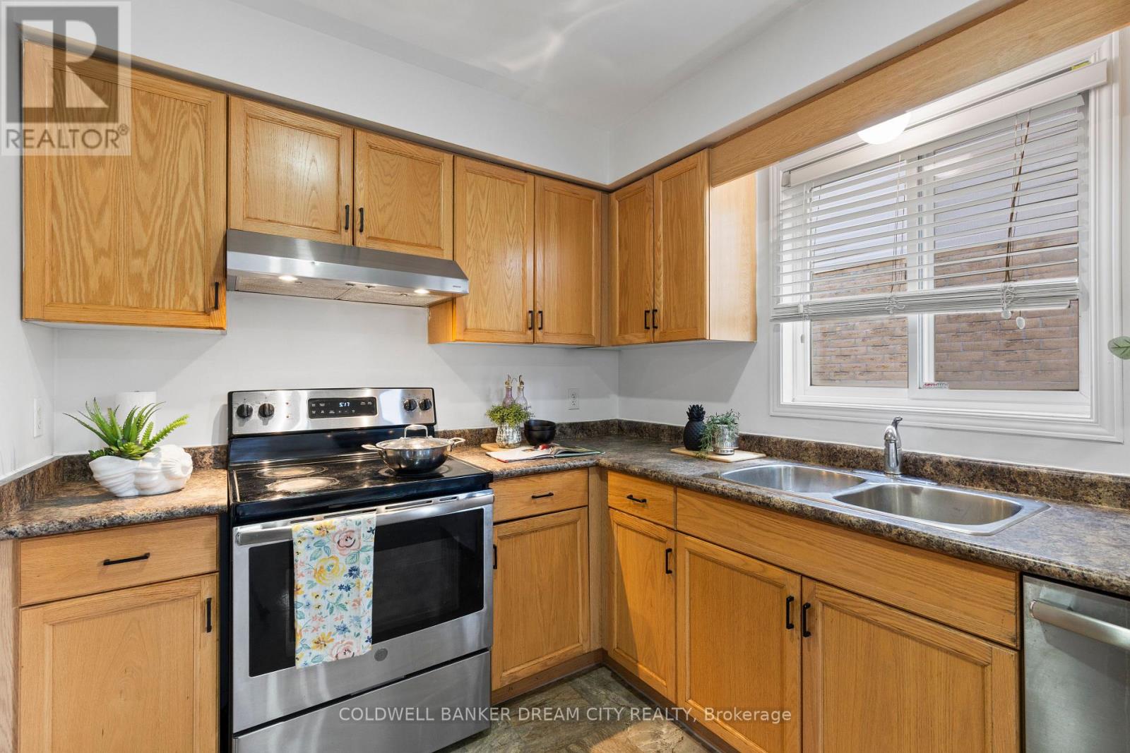 534 BLACKWATER PLACE - 17