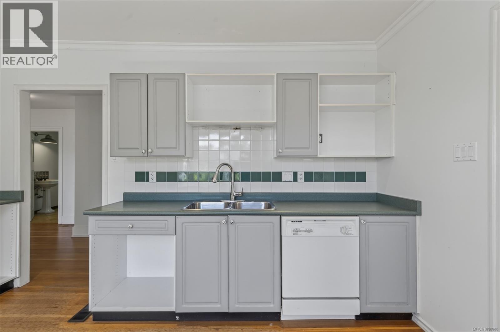 1495 Derby Rd - 28