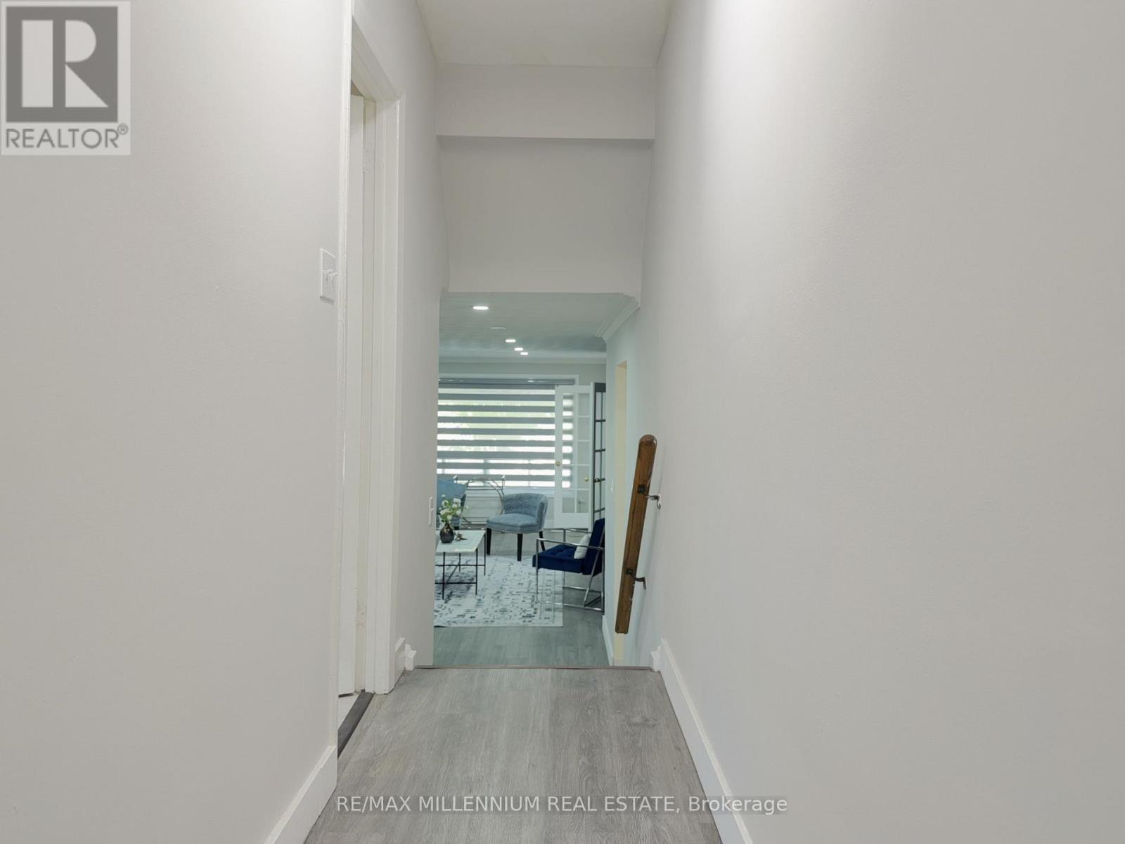 120 DUNCANWOODS DRIVE - 27