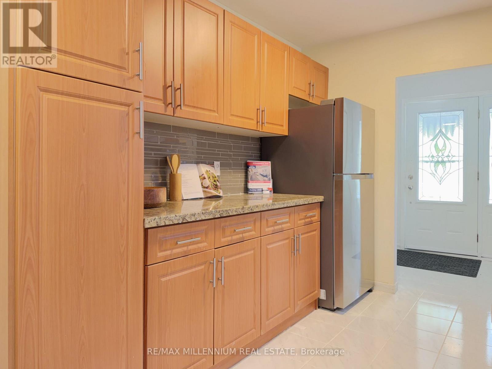 120 DUNCANWOODS DRIVE - 13