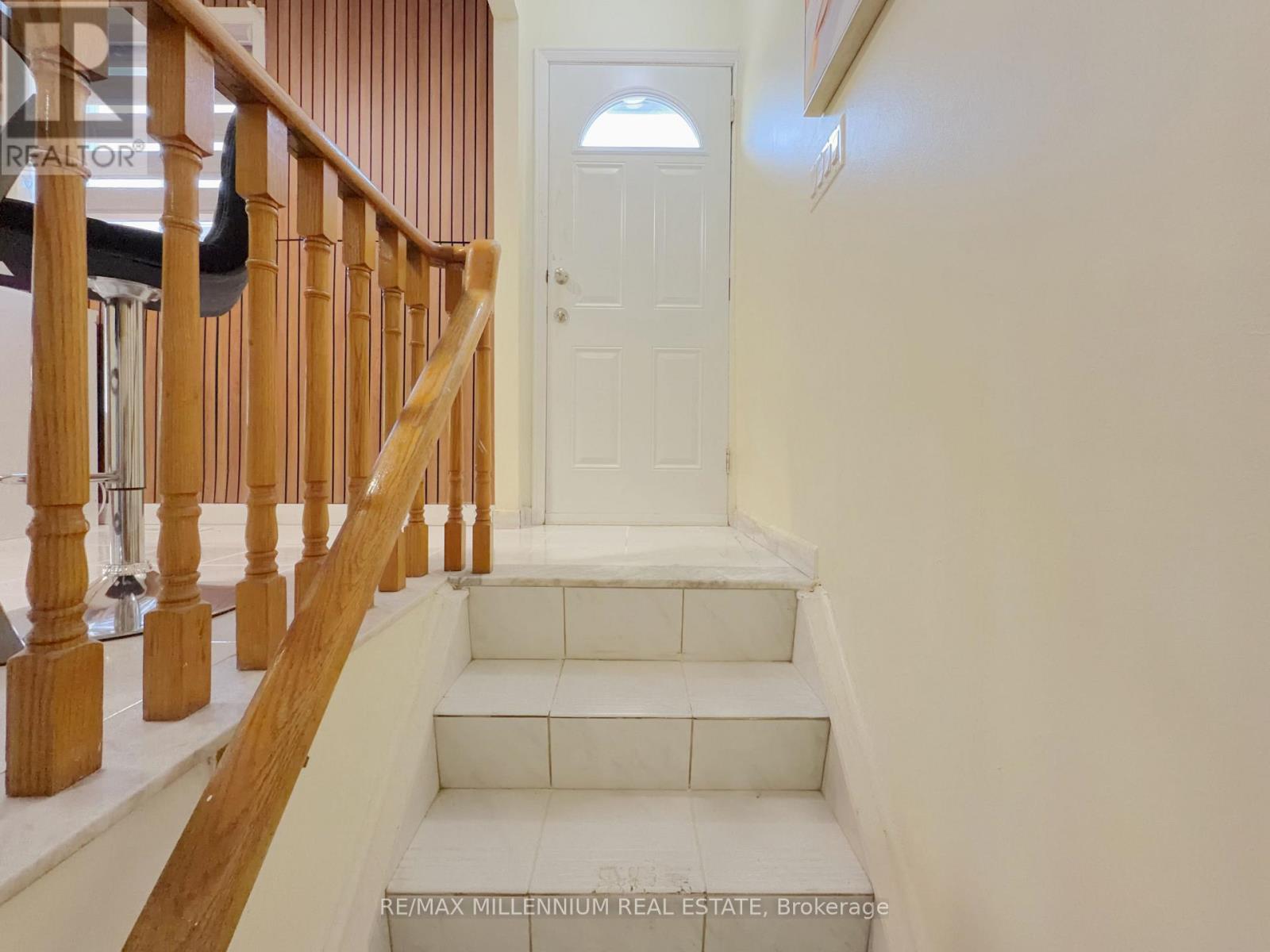 120 DUNCANWOODS DRIVE - 34