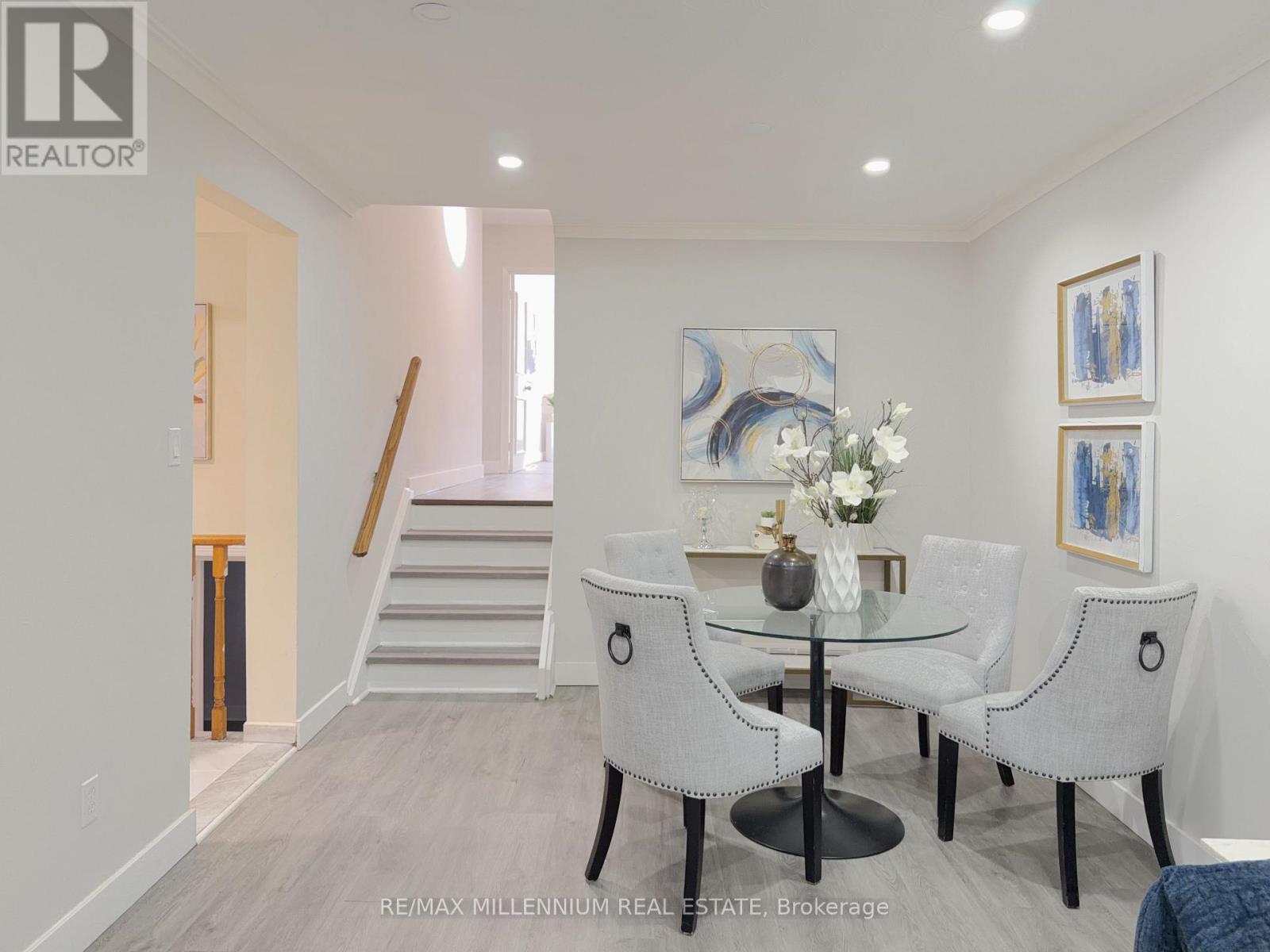 120 DUNCANWOODS DRIVE - 7