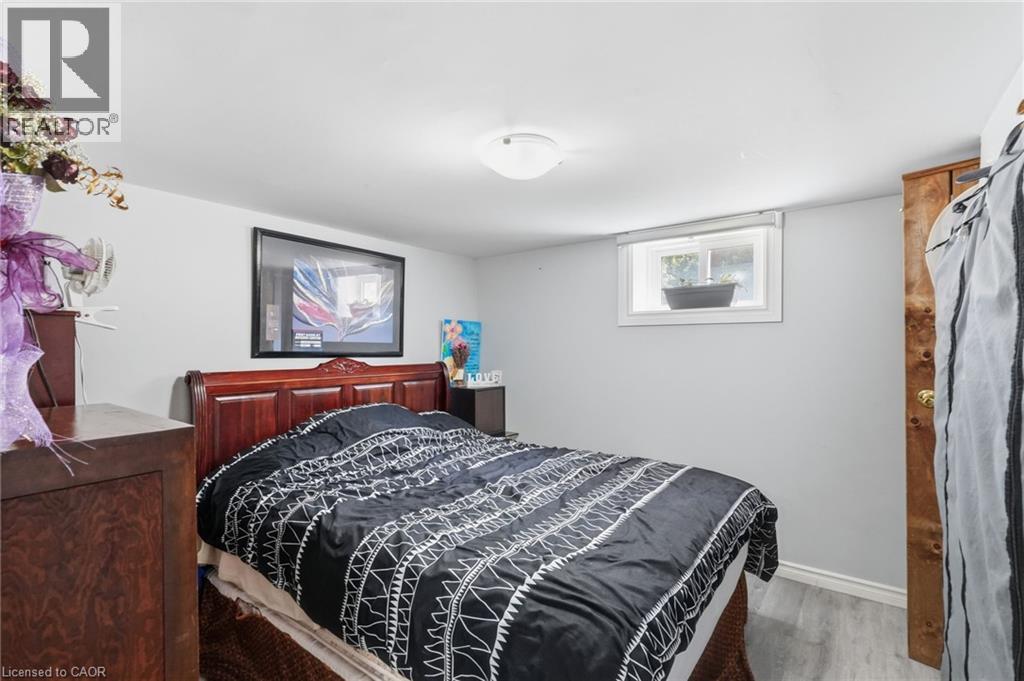 133 BELAND Avenue S - 35