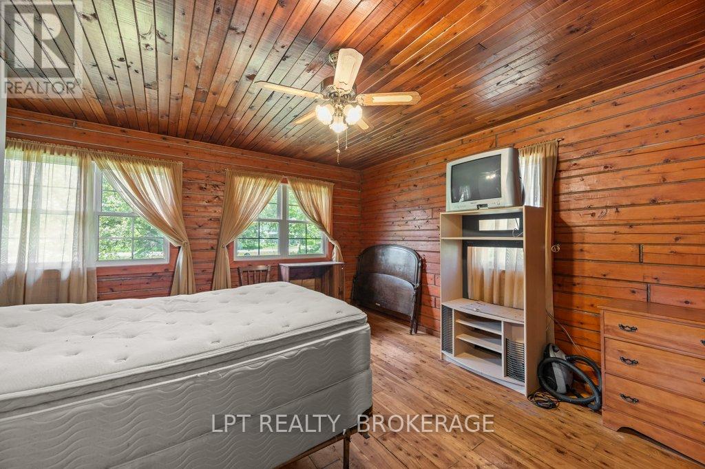 4342 HENDERSON ROAD - 21