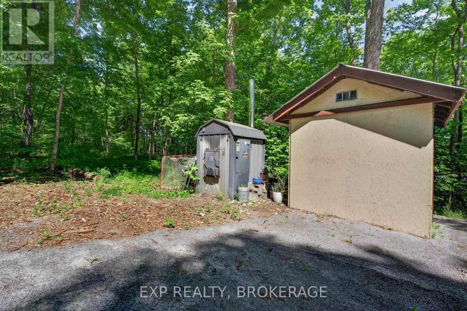 1210 RICHARD BRANNIGAN TRAIL - 35