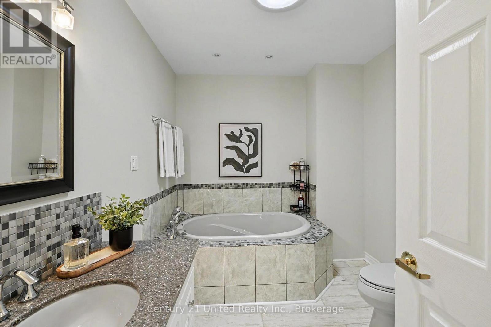 29 FRIENDLY ACRES ROAD - 20
