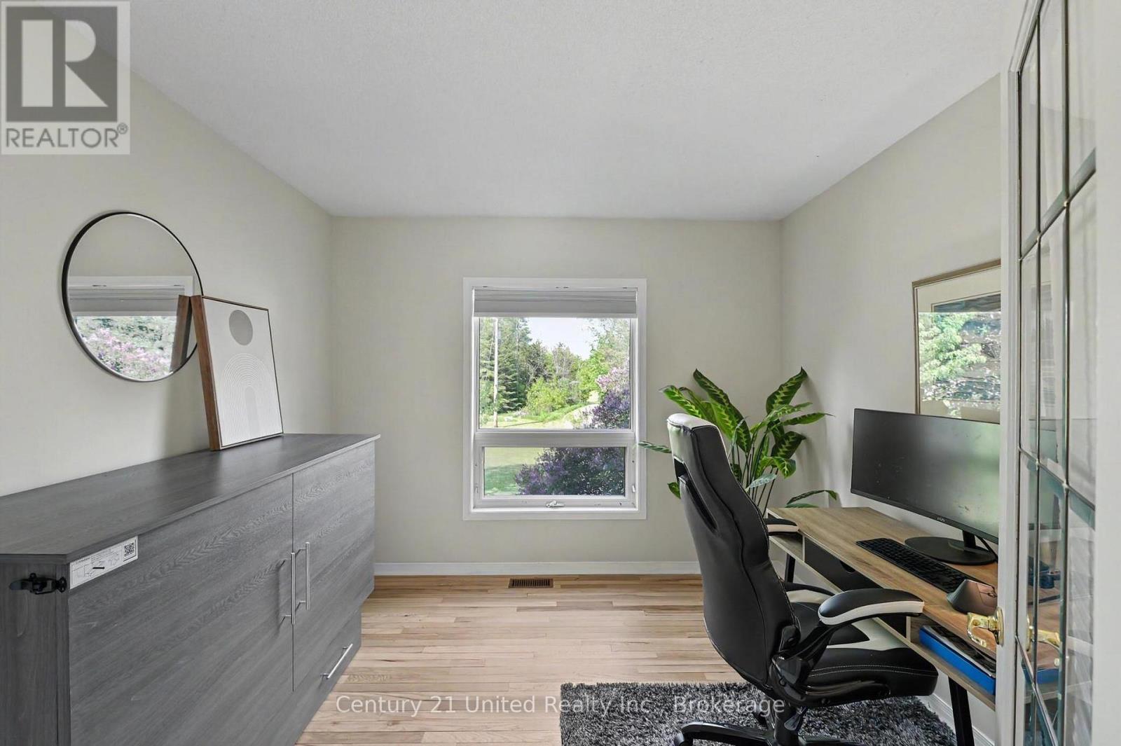 29 FRIENDLY ACRES ROAD - 21