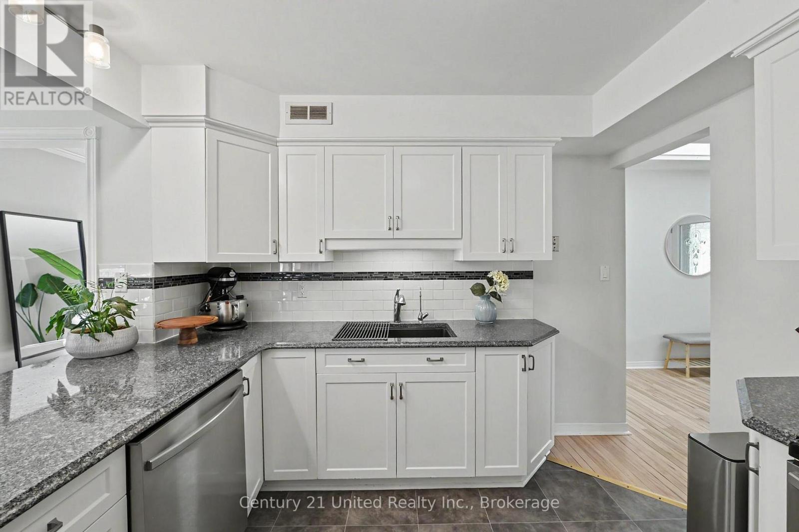 29 FRIENDLY ACRES ROAD - 8