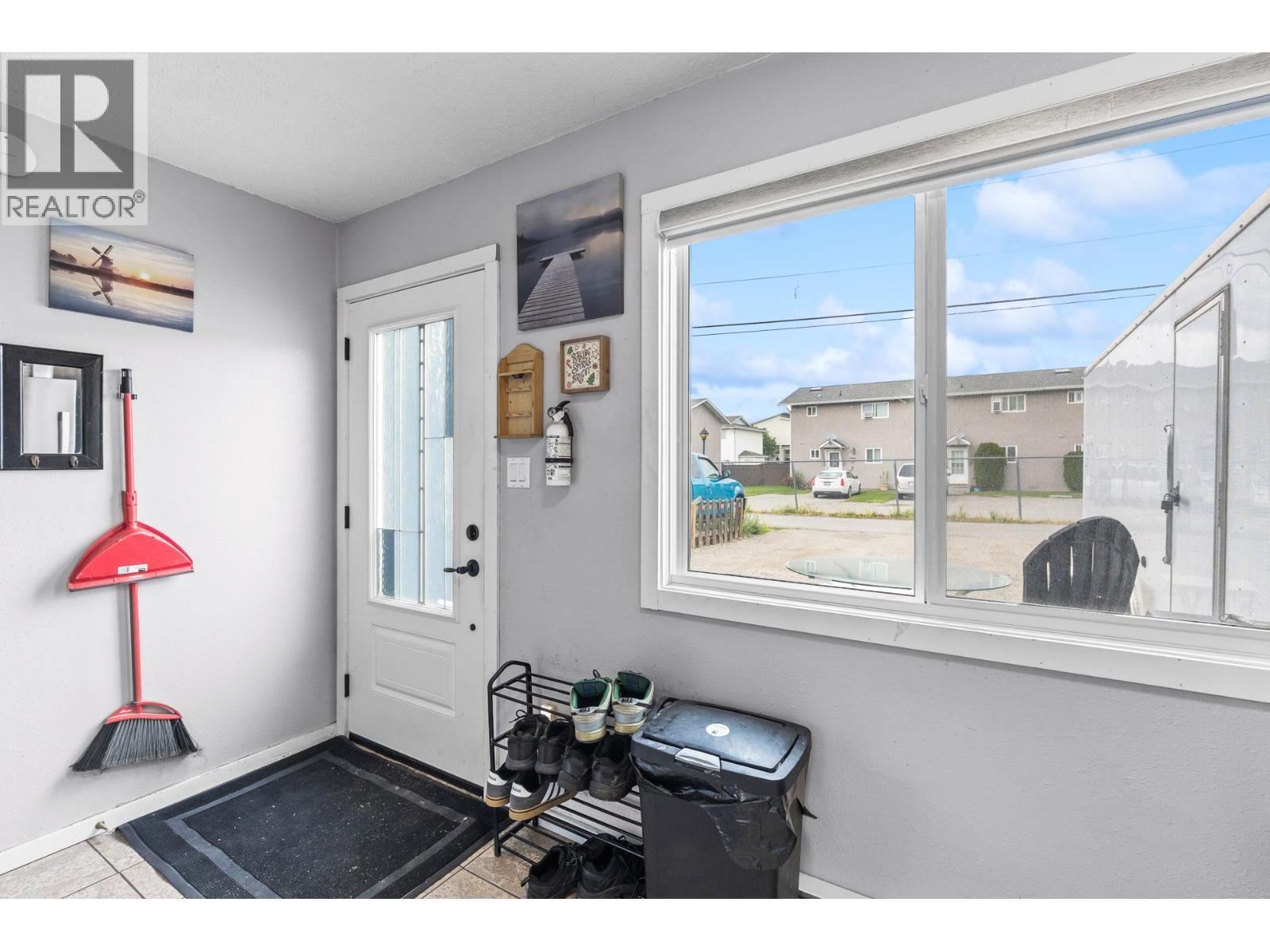 737 Fairway Avenue, Penticton