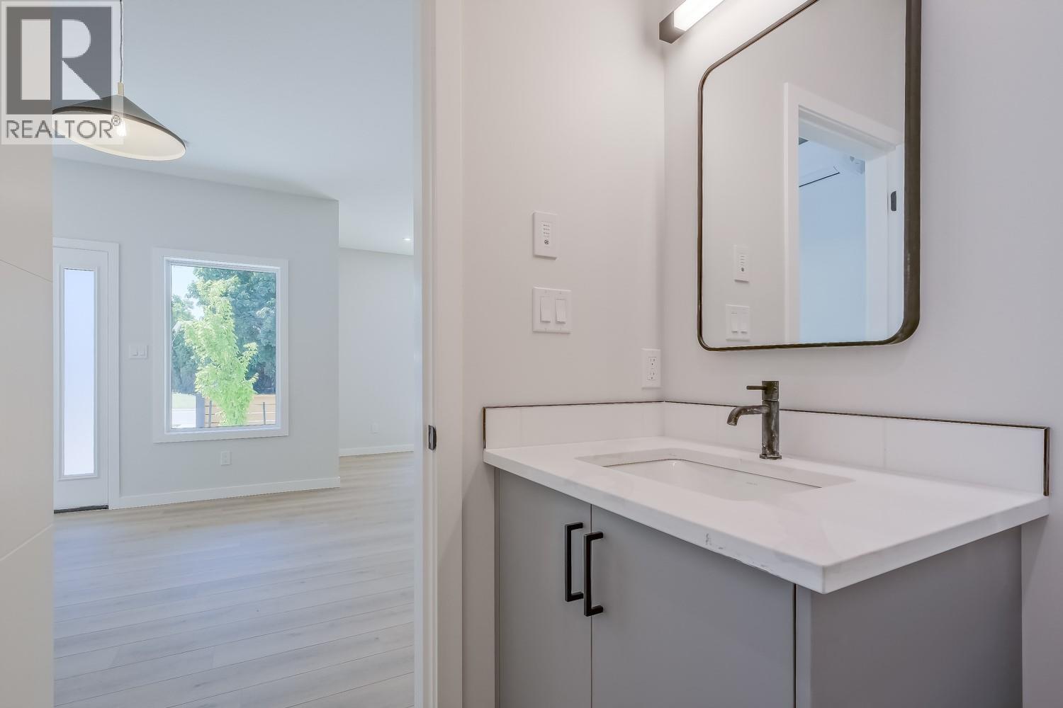 179 KIRKPATRICK Avenue Unit# 102, Penticton