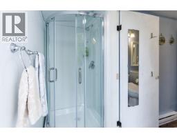 401 Raindance Crescent, West Vancouver, BC V7P1C1 Photo 12