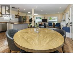 401 Raindance Crescent, West Vancouver, BC V7P1C1 Photo 13