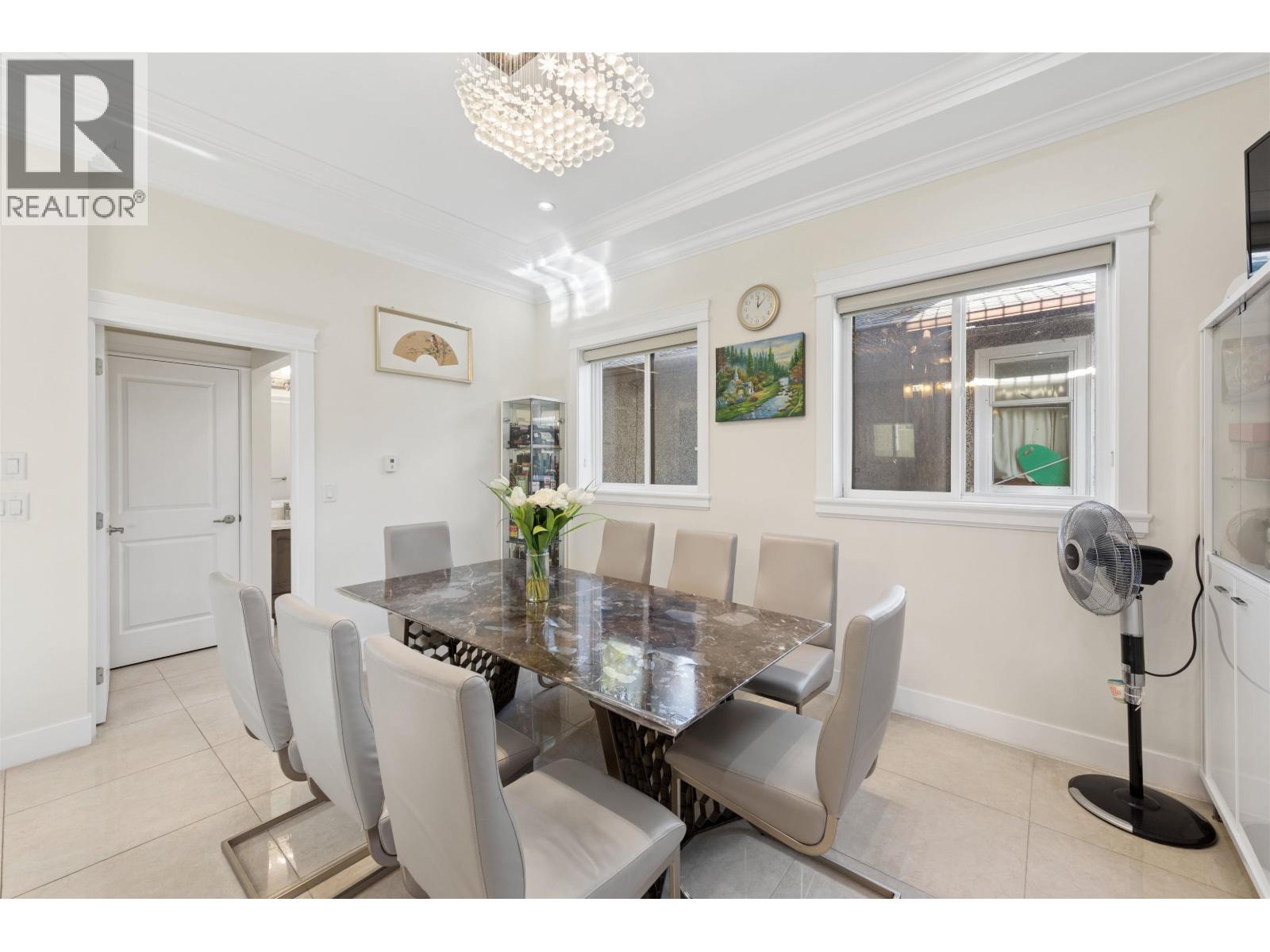 10 Bed, 7 Bath House for Sale in Vancouver – 6182 COMMERCIAL STREET, Vancouver – MLS# R3132698 - Image 13