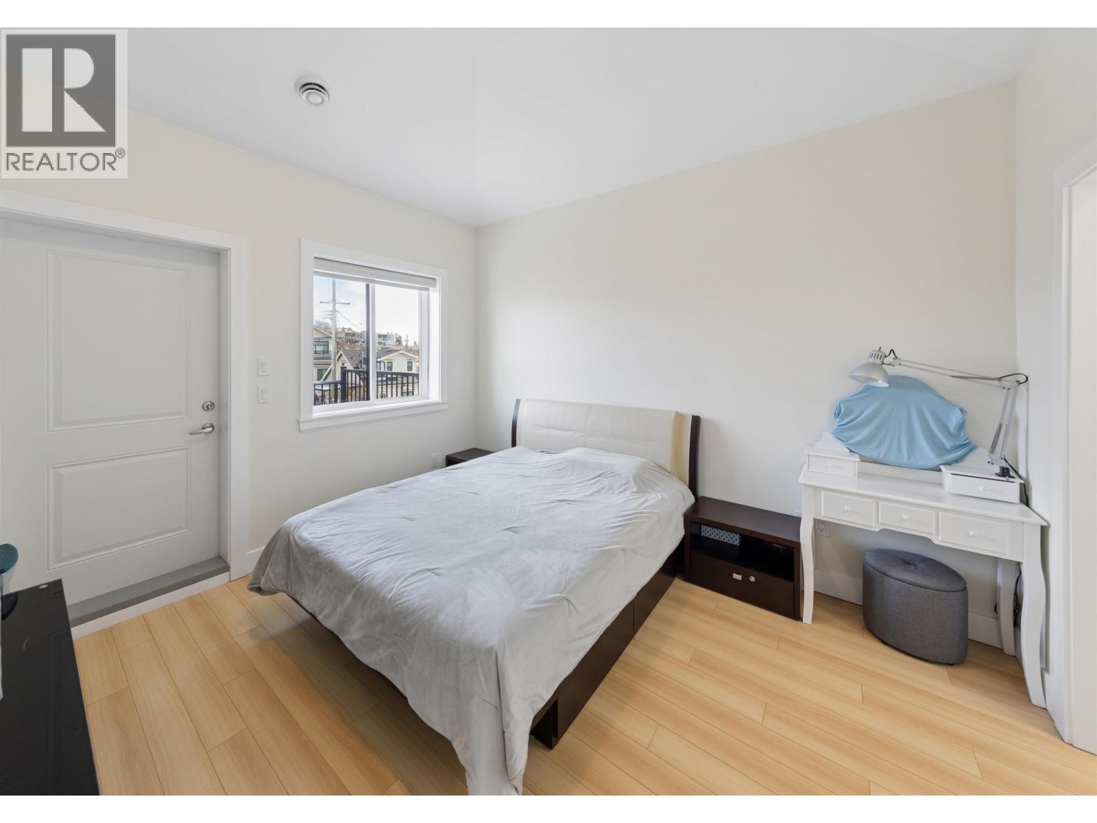10 Bed, 7 Bath House for Sale in Vancouver – 6182 COMMERCIAL STREET, Vancouver – MLS# R3132698 - Image 23