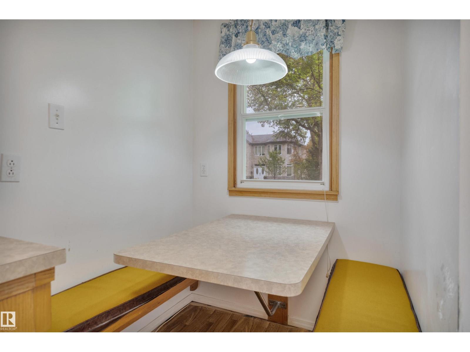 9546 91 ST NW - 14