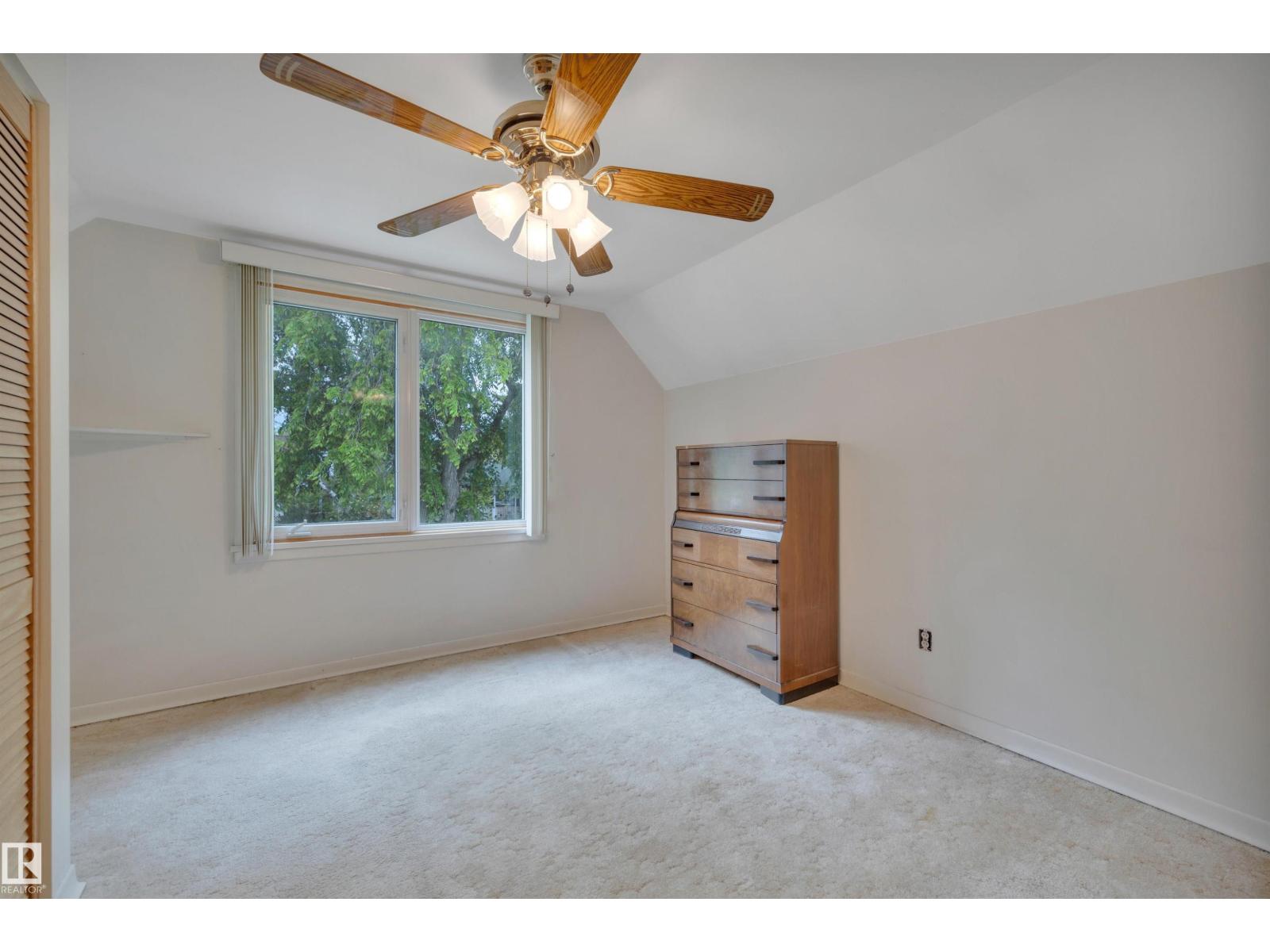 9546 91 ST NW - 28