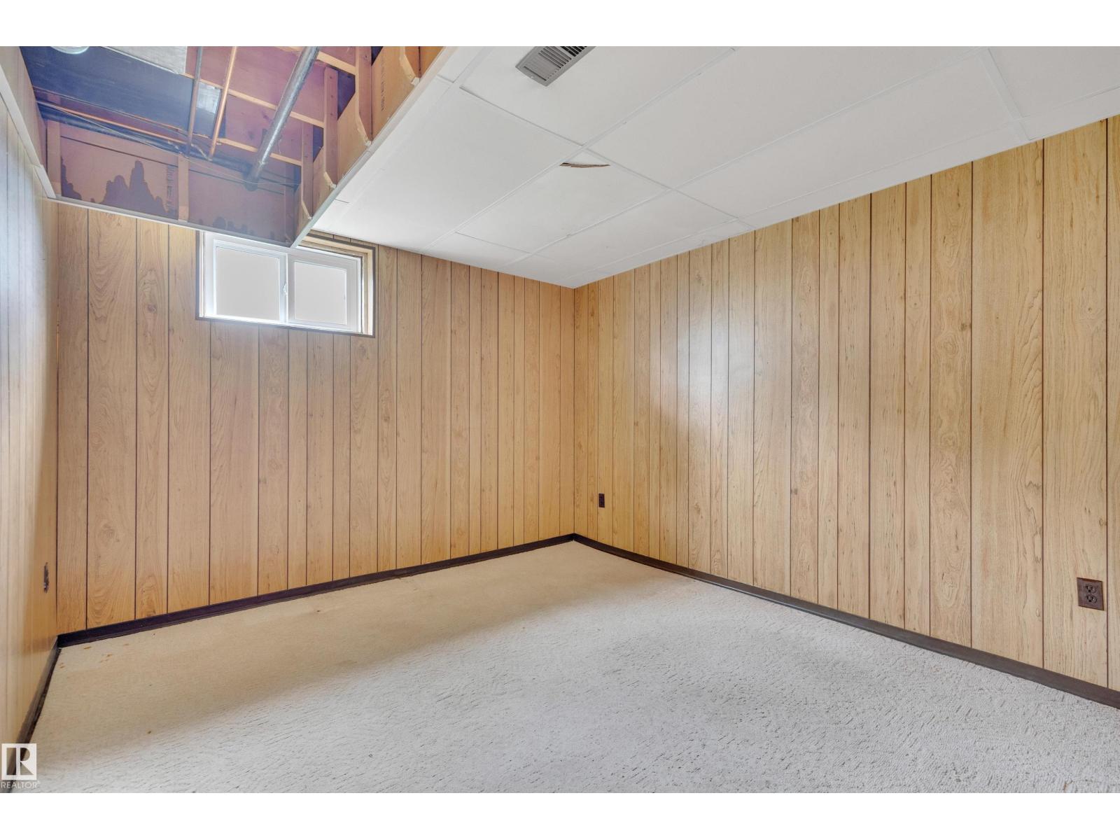 9546 91 ST NW - 37