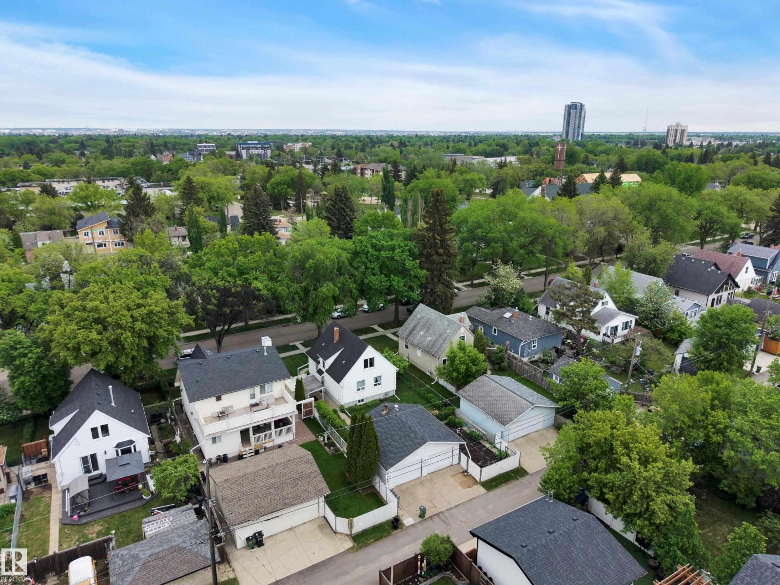 9546 91 ST NW - 56