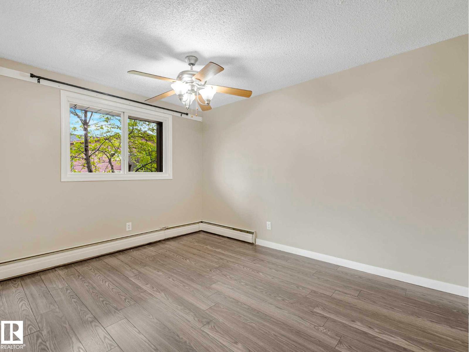 #202 2303 119 ST NW - 11