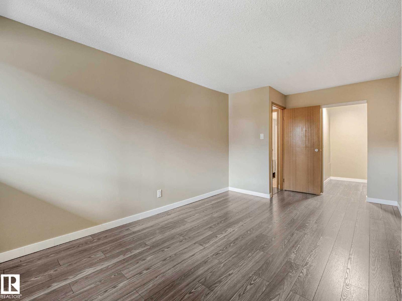 #202 2303 119 ST NW - 16