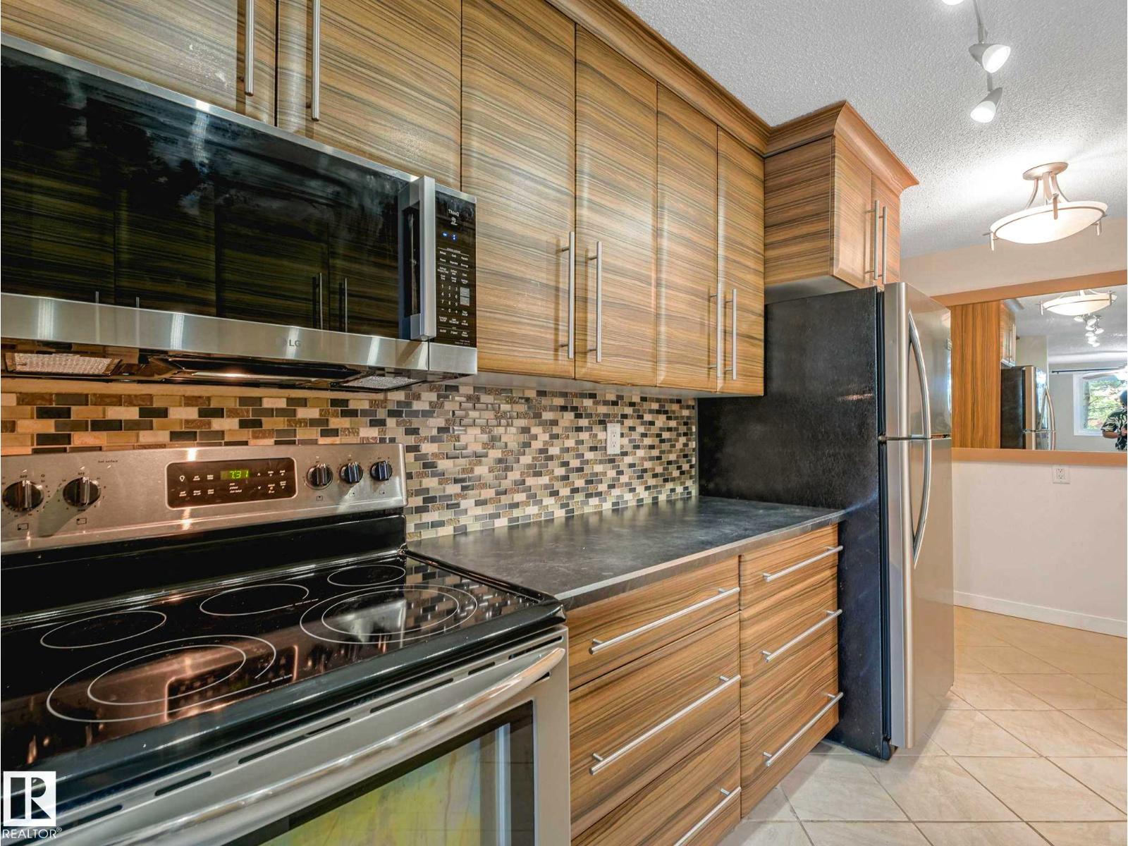 #202 2303 119 ST NW - 2