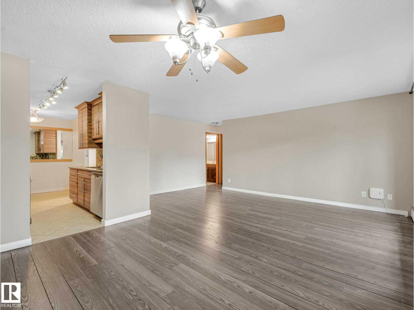 #202 2303 119 ST NW - 5