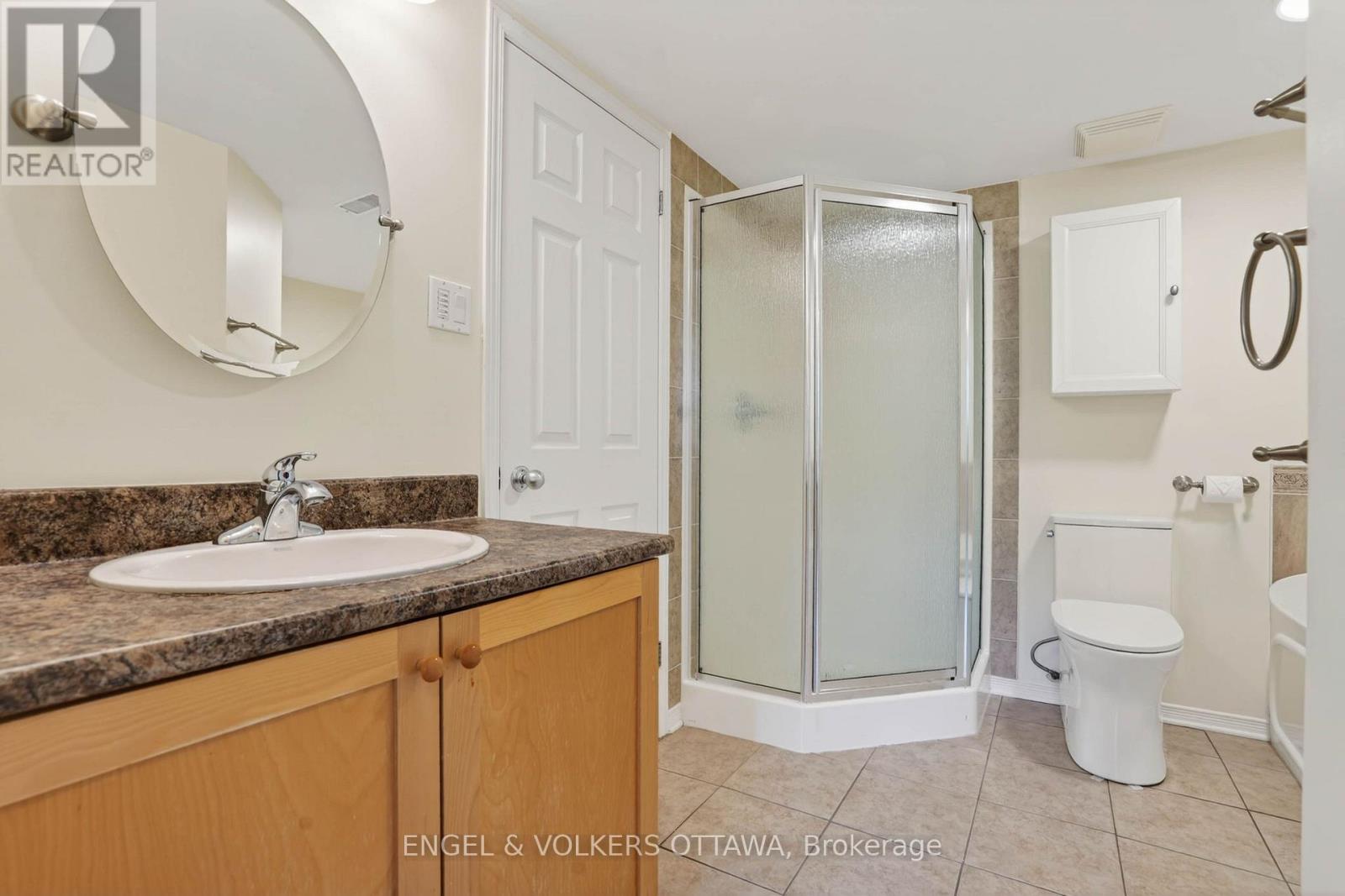 #157 70 EDENVALE DRIVE - 23