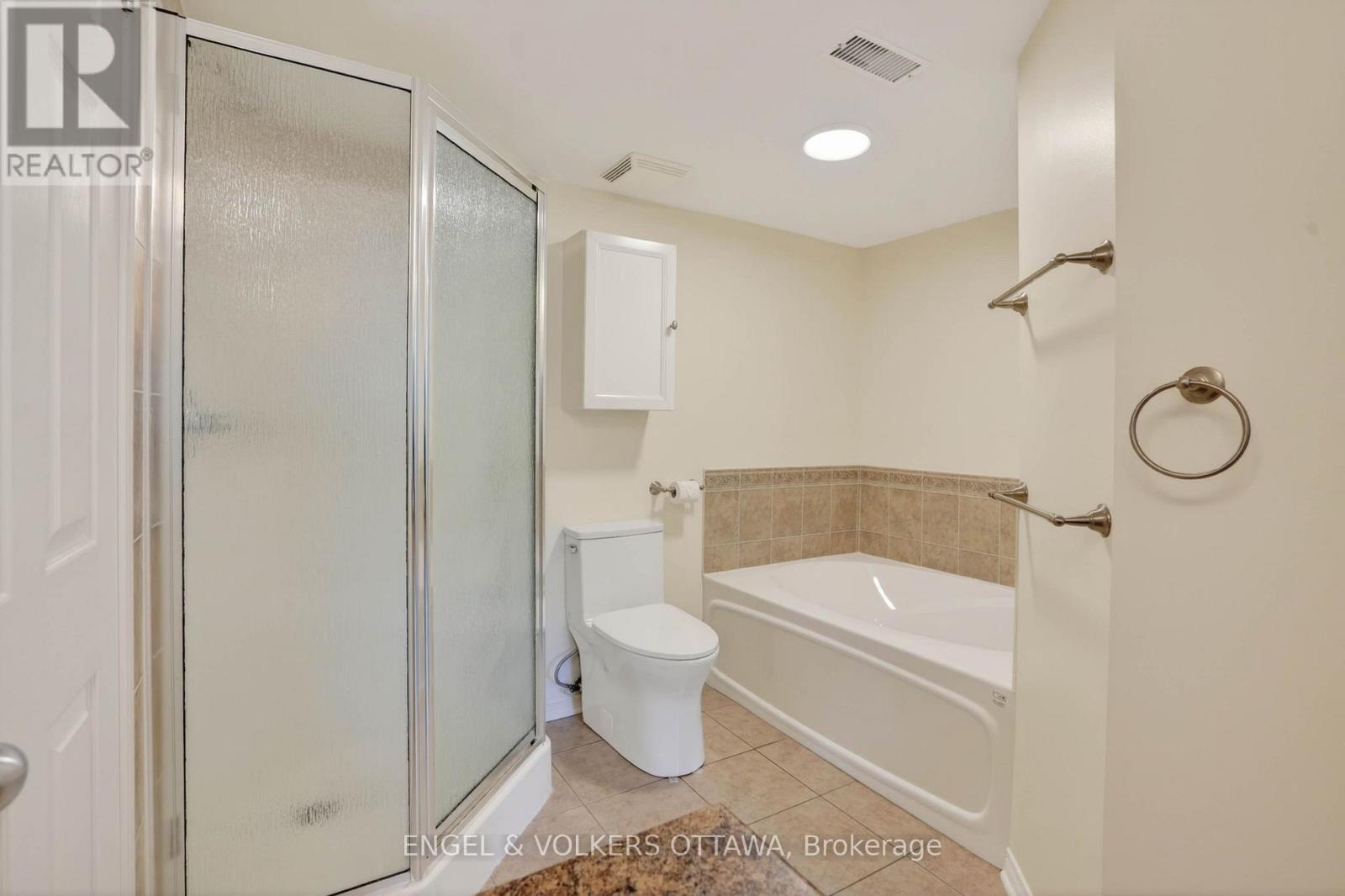 #157 70 EDENVALE DRIVE - 24
