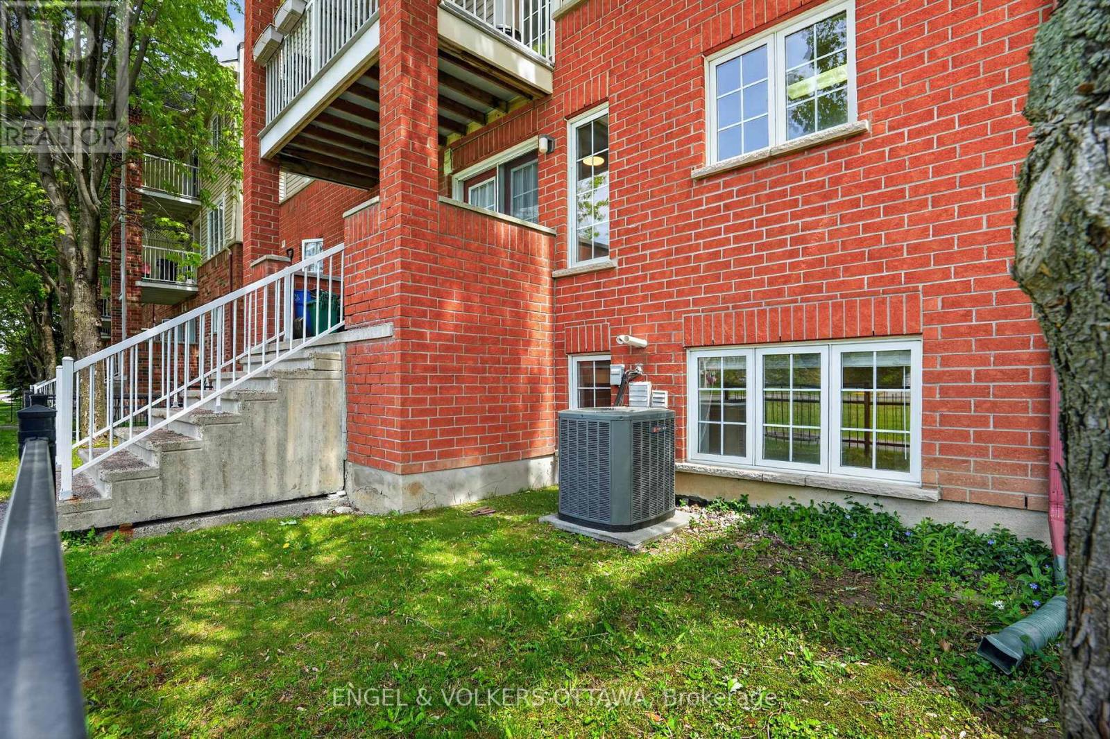 #157 70 EDENVALE DRIVE - 29