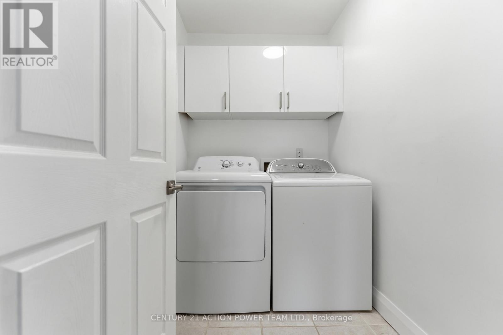 1434 BEAUCOURT PLACE - 32