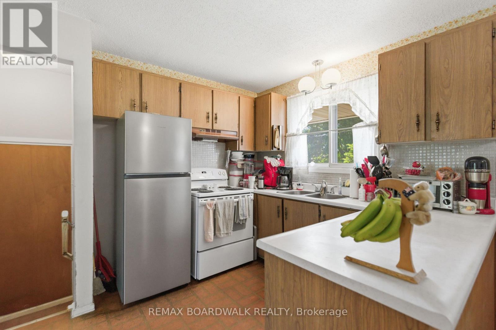 6568 OLD RICHMOND ROAD - 7