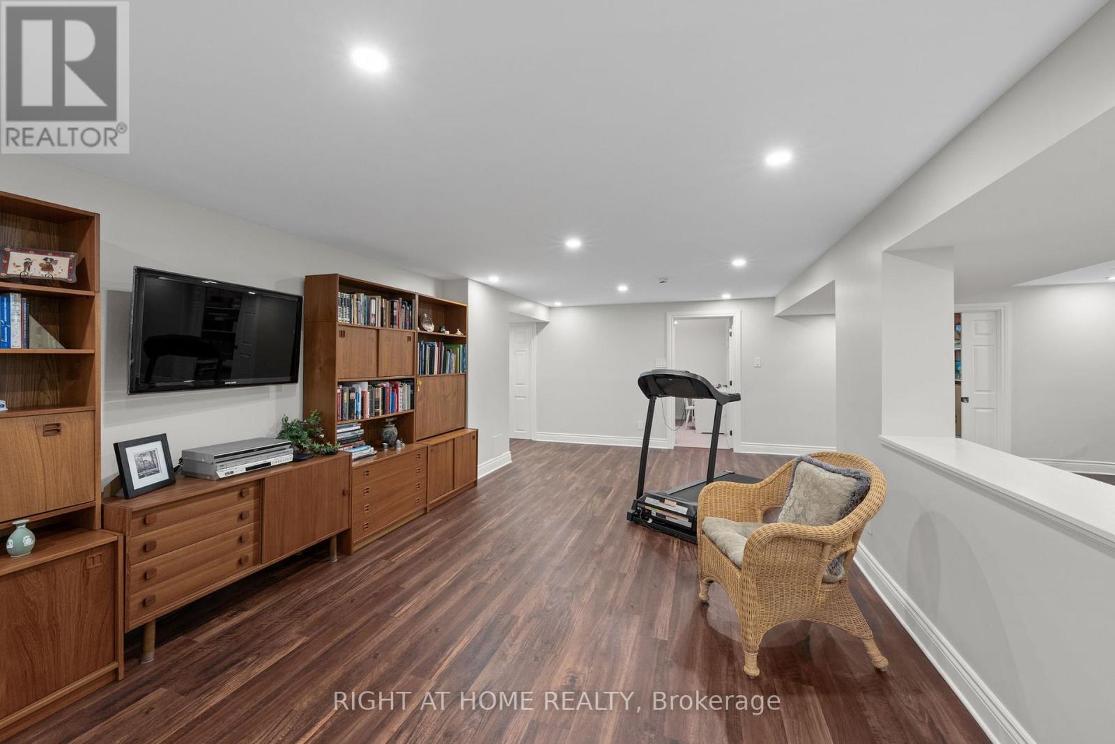 85 BRIGHTSIDE AVENUE - 36