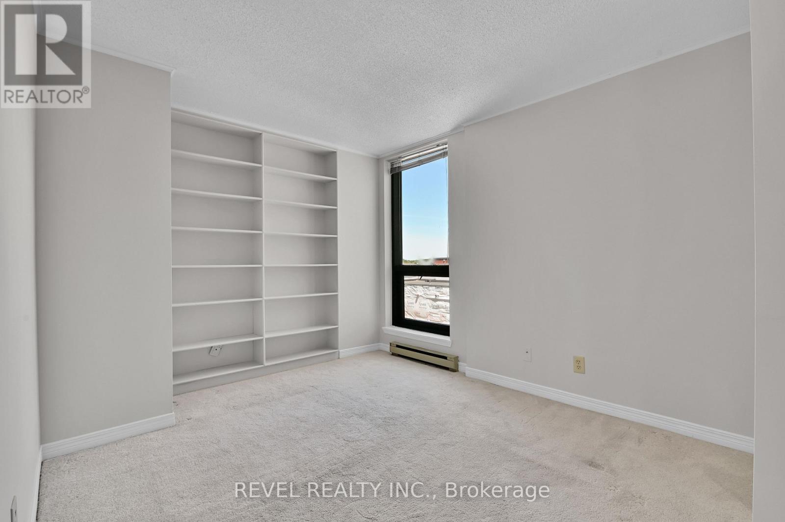 #301 15 MURRAY STREET - 19