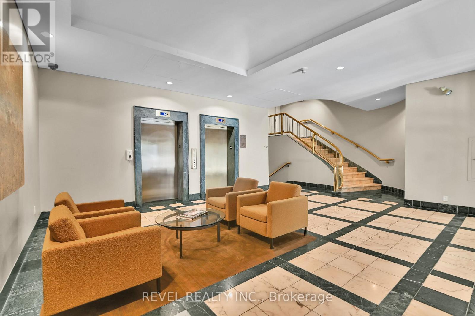 #301 15 MURRAY STREET - 2