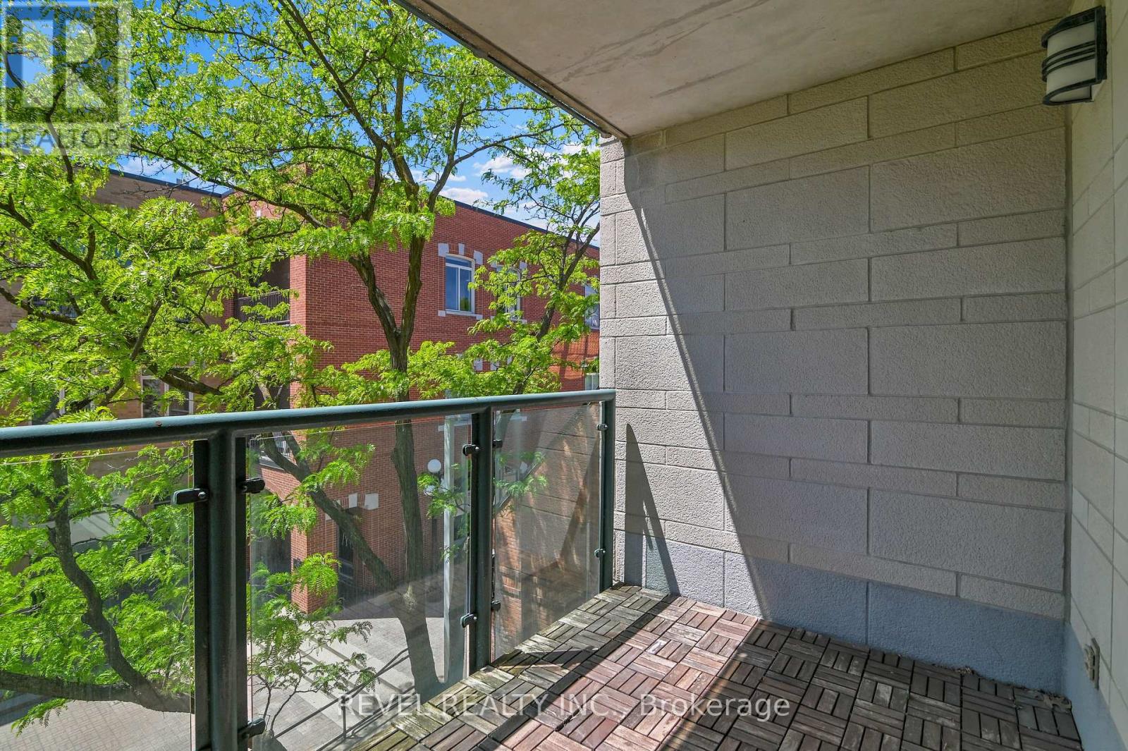 #301 15 MURRAY STREET - 23