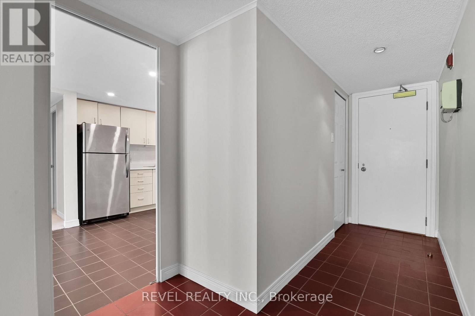 #301 15 MURRAY STREET - 3
