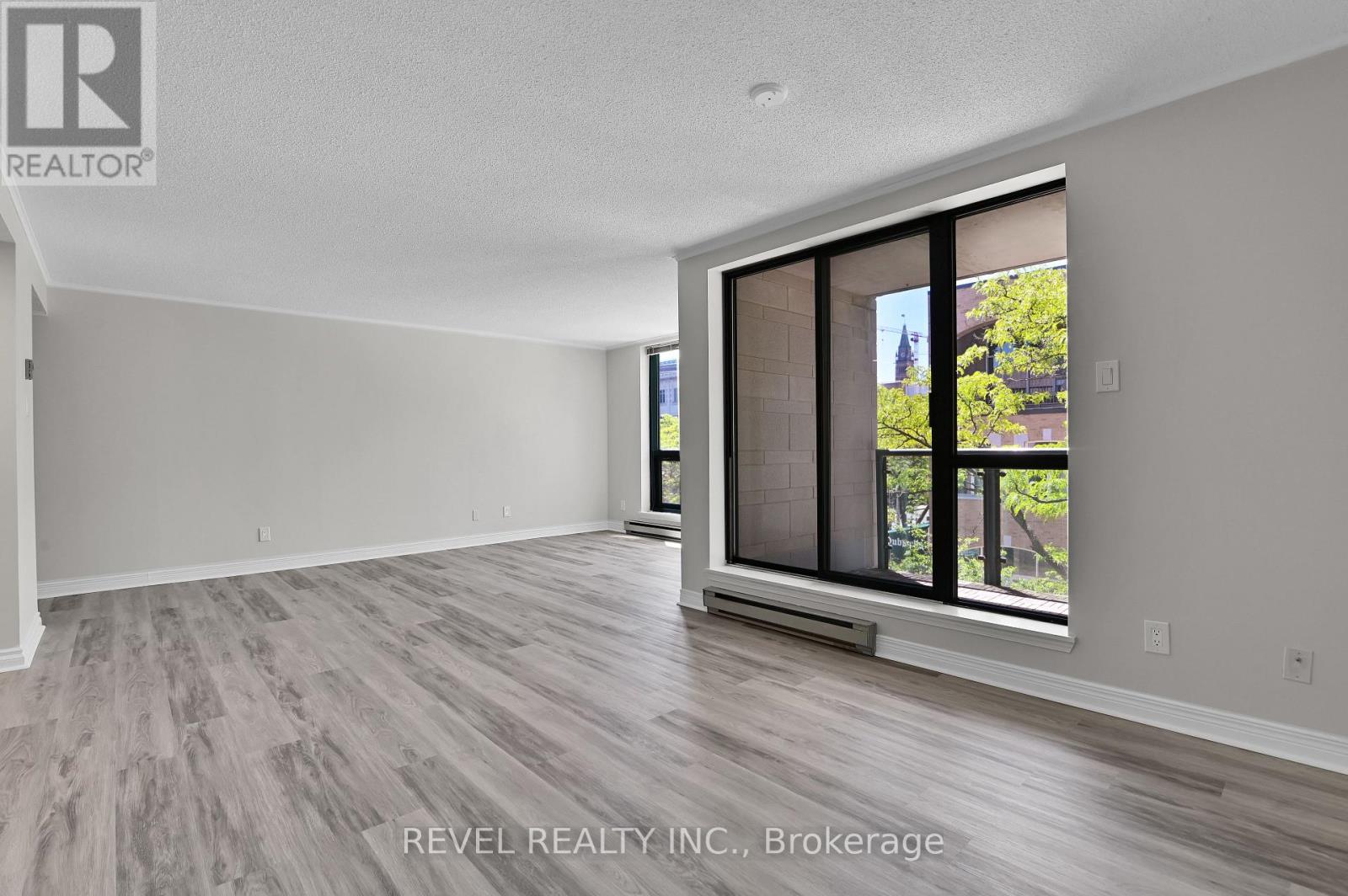 #301 15 MURRAY STREET - 6