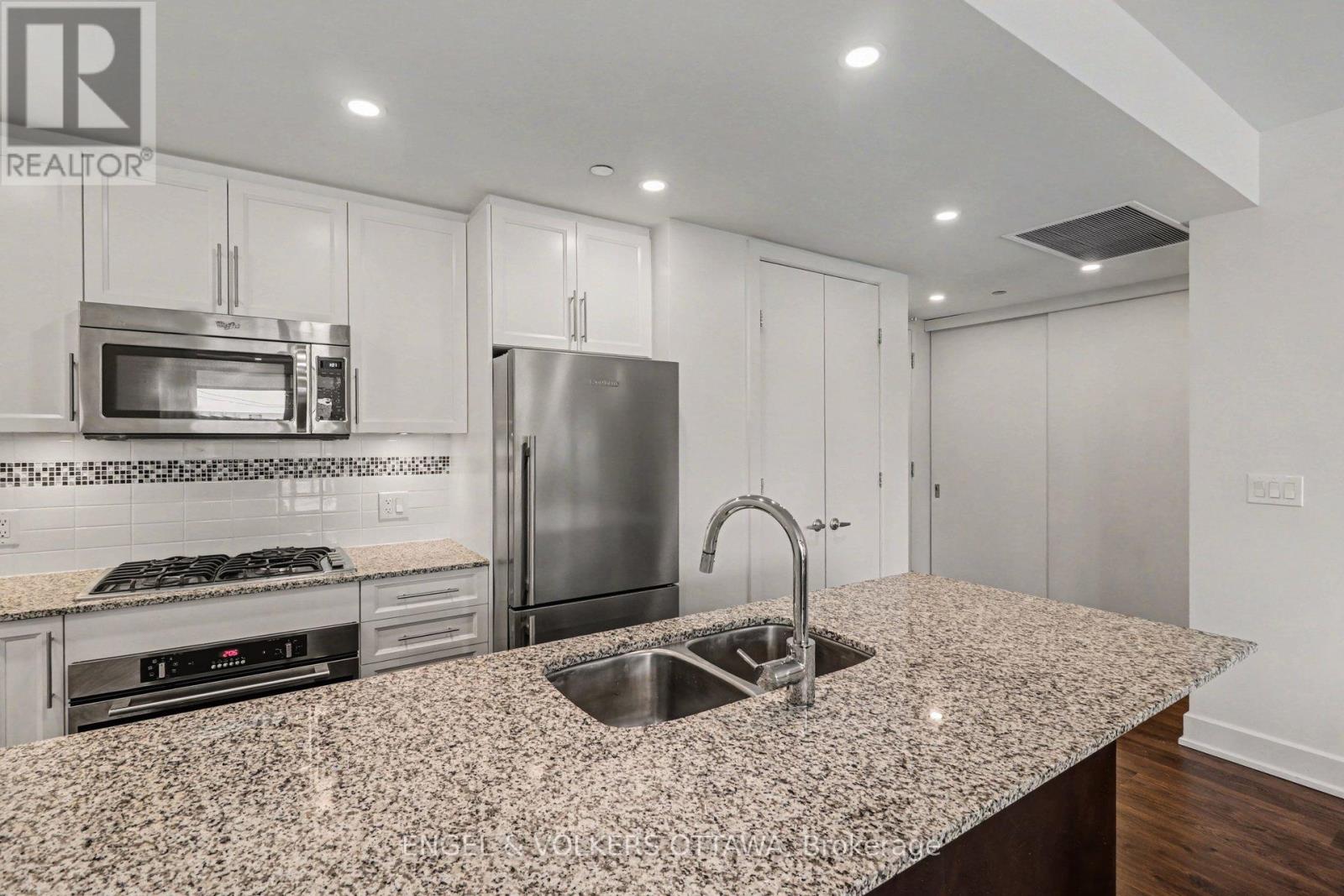 #318 7 MARQUETTE AVENUE - 10