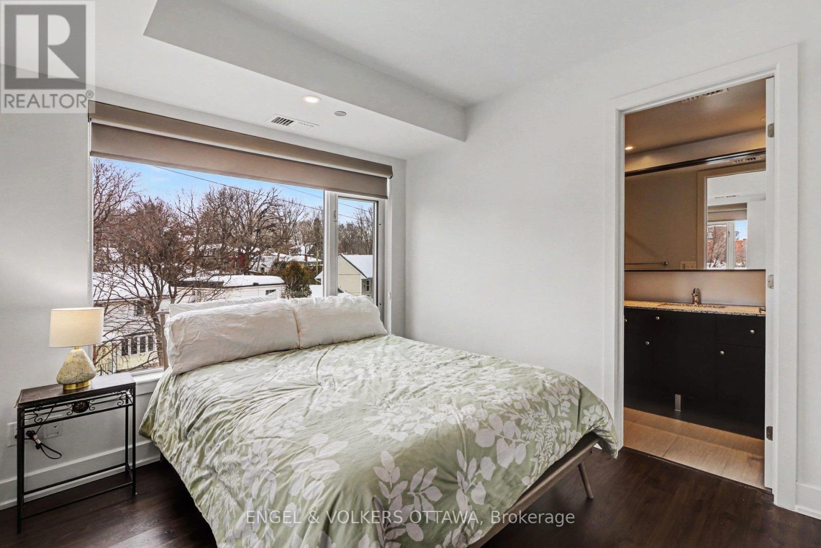 #318 7 MARQUETTE AVENUE - 13