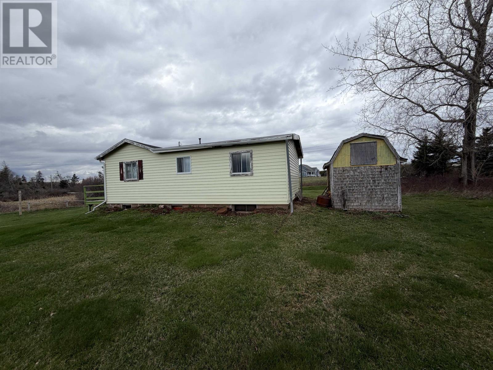 2556 Church Road, Route 243 - 18