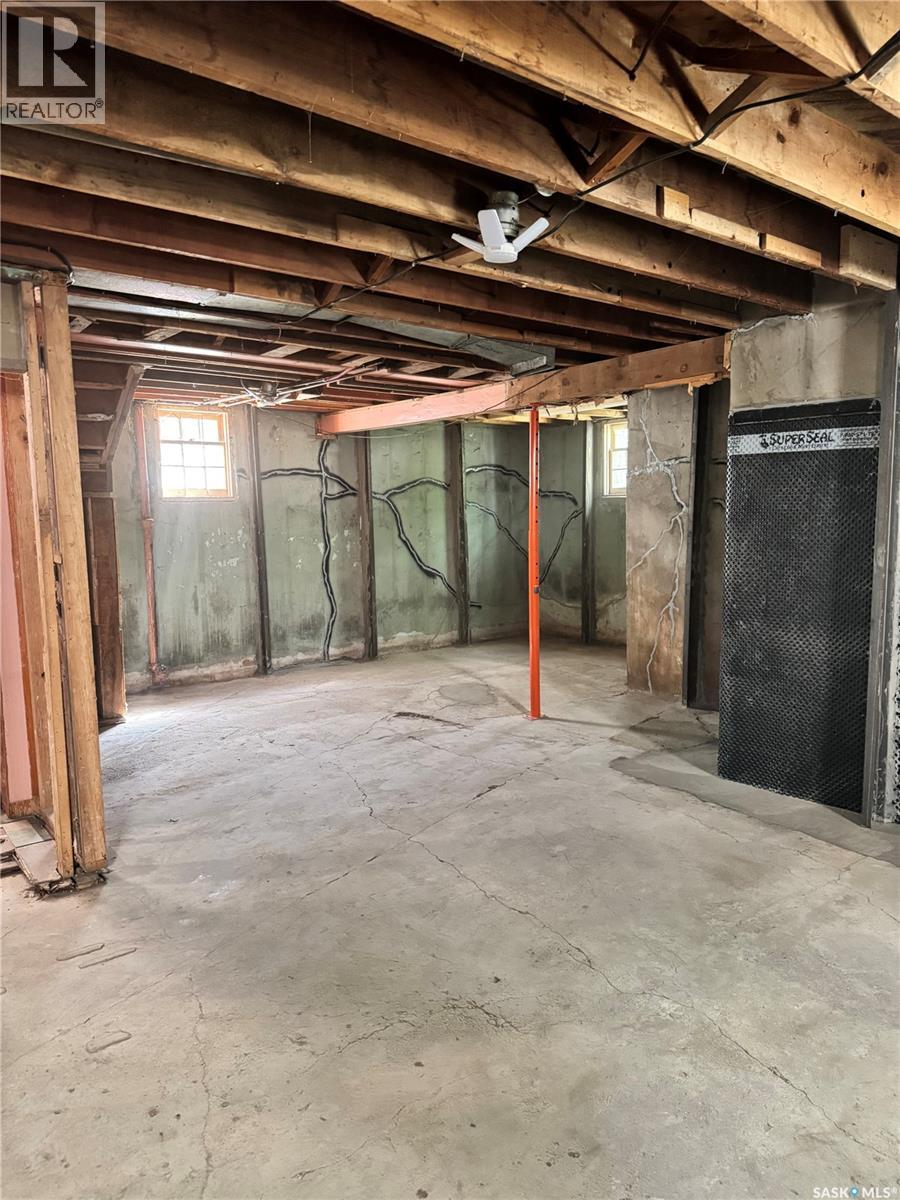 712 Broadway AVENUE - 10