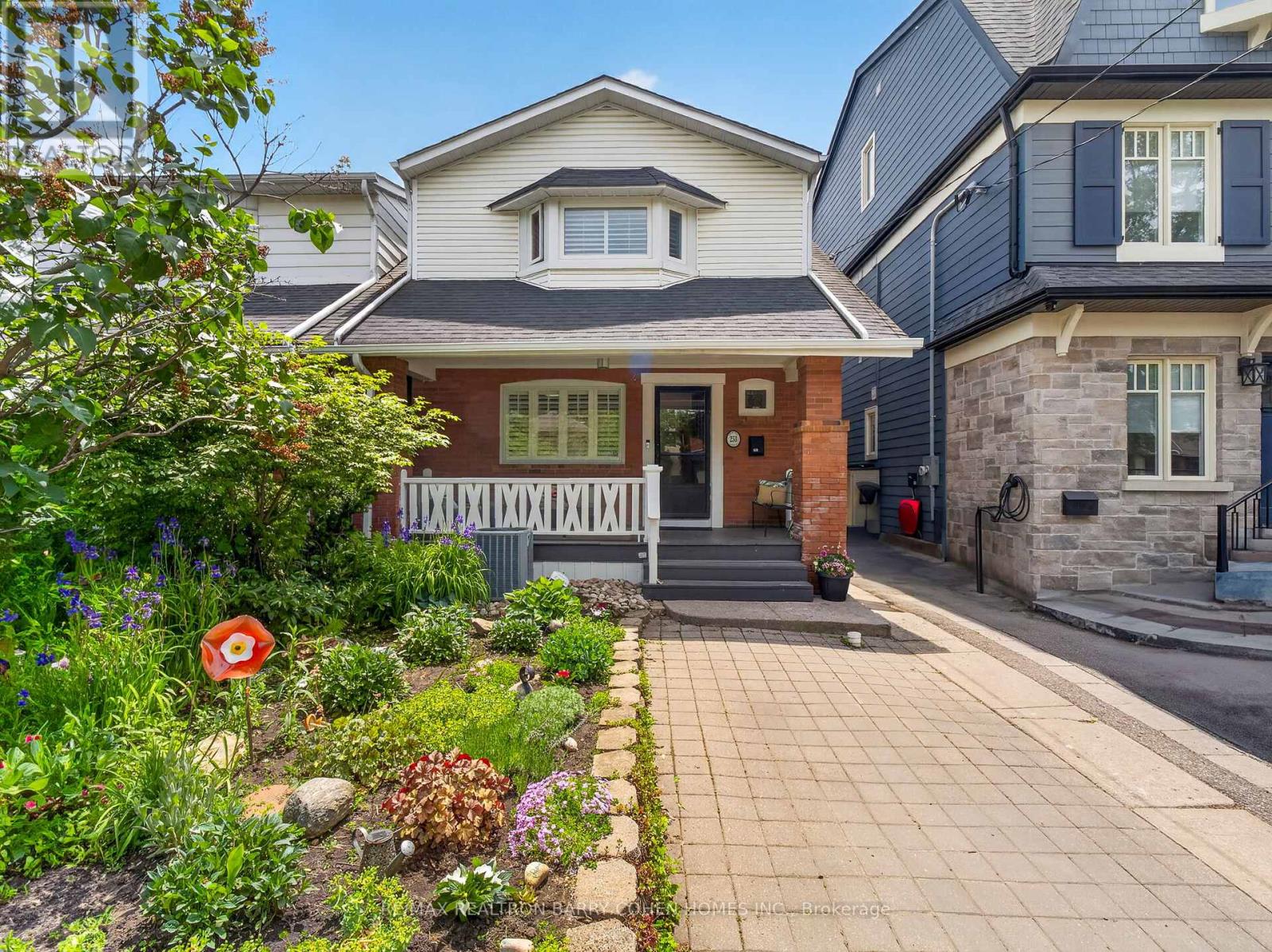 Listing photo of 253 BRIAR HILL AVENUE