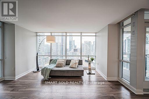 #2606 11 BRUNEL COURT - 7