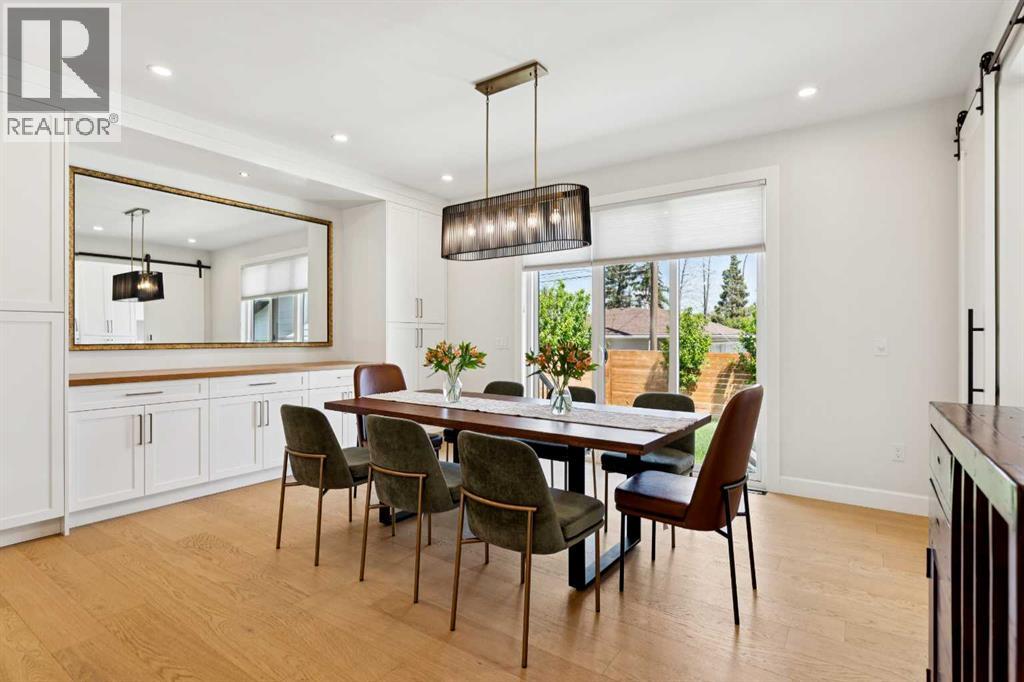 3004 Hampton Crescent SW - 13
