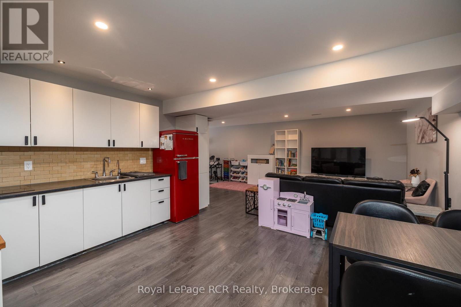 167 PRINCE STREET - 31